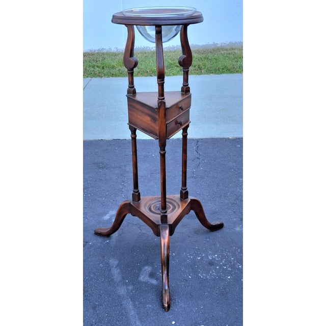 Mid 20th Century Queen Anne Style Mahogany Washstand With Glass Bowl For Sale In Washington DC - Image 6 of 9