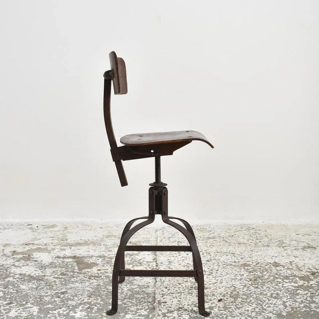 Original French Bienaise Chair Model 204 – E An original Bienaise Industrial Chair. A classic 1940’s French Industrial...