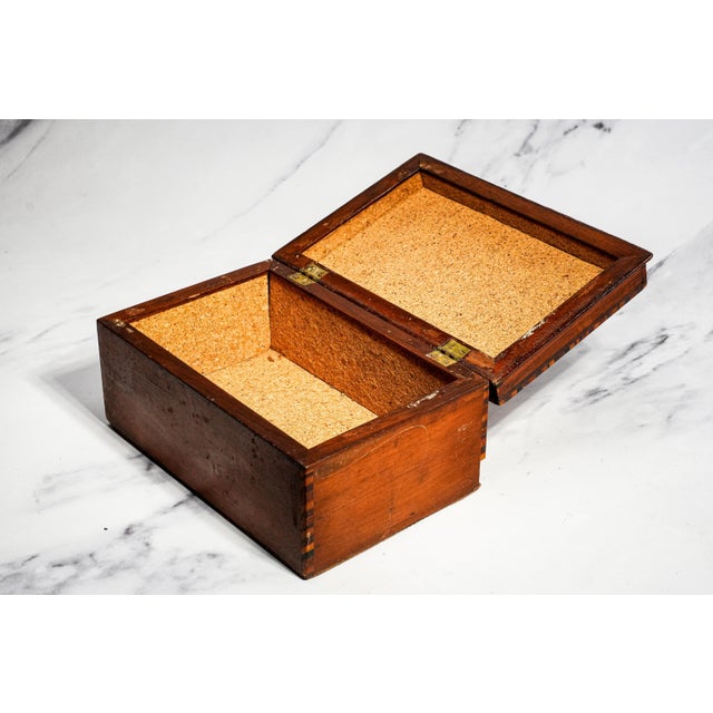 1910s Hand Painted Cigar & Match Cork Lined Wooden Folk Art Humidor Cigar Box Tobacciana Home Decor For Sale - Image 9 of 15