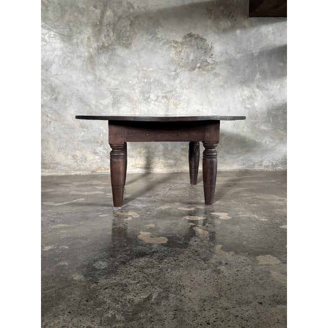 Vintage Round Coffee Table in Indonesian Teak with Turned Legs, 1960s For Sale - Image 14 of 15