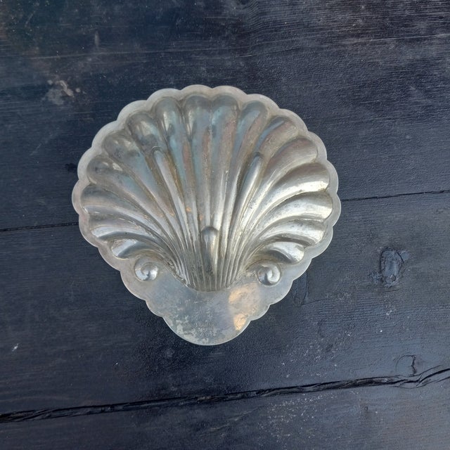 Late 19th Century 1890s S. Kirk & Sons Sterling Silver Clamshell Shape Bon Bon / Trinket Tray For Sale - Image 5 of 10