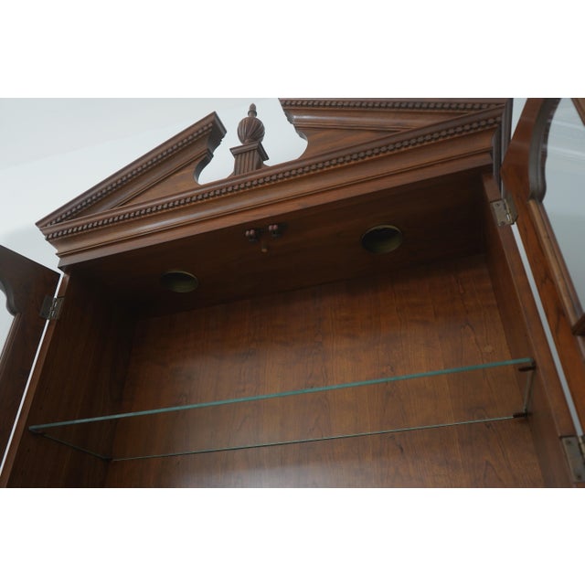 Stickley Cherry Chippendale Style Secretary Desk For Sale In Philadelphia - Image 6 of 18