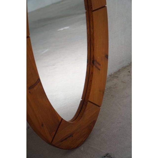 Large Oval Wall Mirror in Pine attributed to Glasmäster Markaryd, Sweden, 1960s For Sale - Image 3 of 15