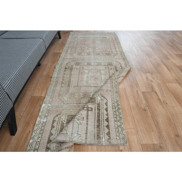 1970s 1970s Vintage Handmade Turkish Wool Cotton Beige Area Rug For Sale - Image 5 of 11
