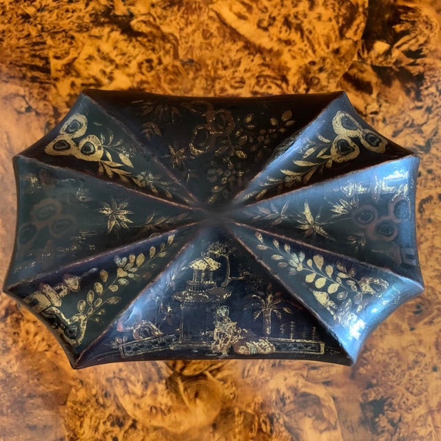 Chinese Export Black and Gilt Japanned Lacquer Melon Form Box For Sale - Image 12 of 14