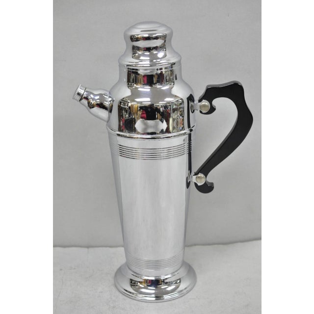 Silver Vintage Art Deco Style Silver Plated Martini Bar Cocktail Shaker Pitcher For Sale - Image 8 of 14