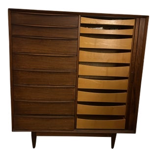 Vintage Mid-Century Modern Walnut Dresser / Gentleman's Chest – 1960s Scandinavian Design For Sale