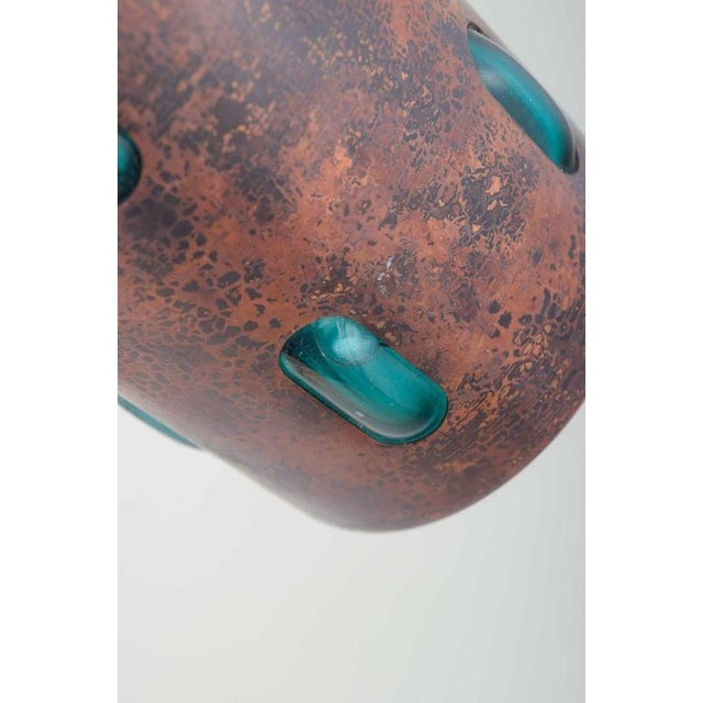 Vase in Hammered Copper with Bluish-Green Glass Insert by Nanny Still for Raak For Sale - Image 4 of 5