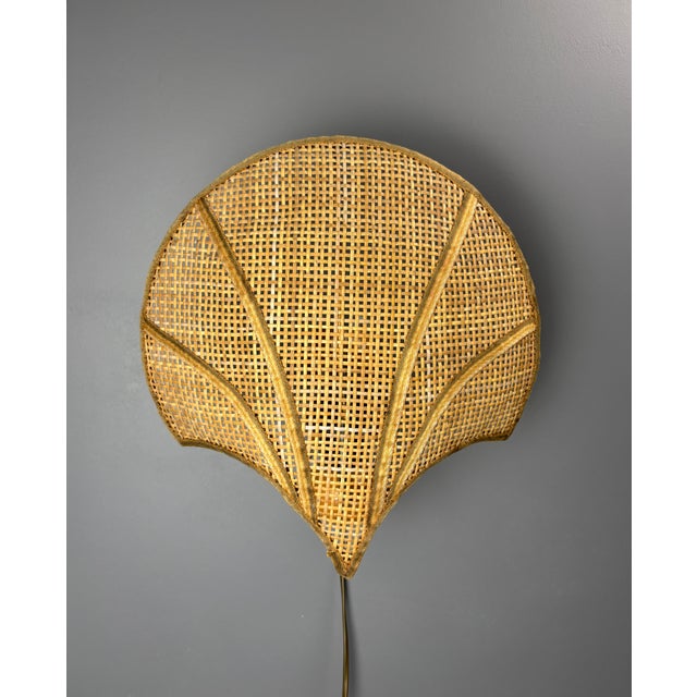 Vintage Italian Rattan Wicker Pine and Brass Scallop Wall Sconces, 1970s, Set of 2 For Sale - Image 9 of 18
