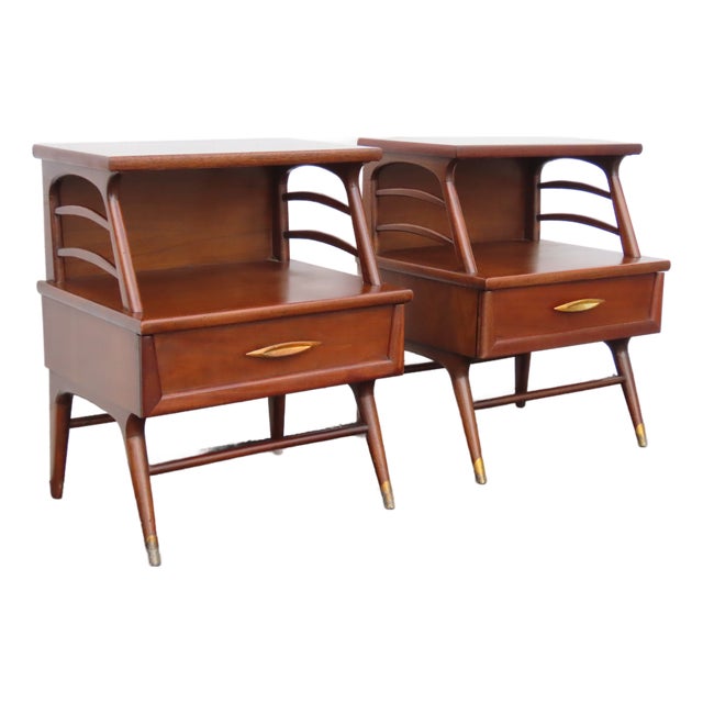 Kent Coffey Mid Century Modern Nightstands End Side Tables a Pair 6904 For Sale