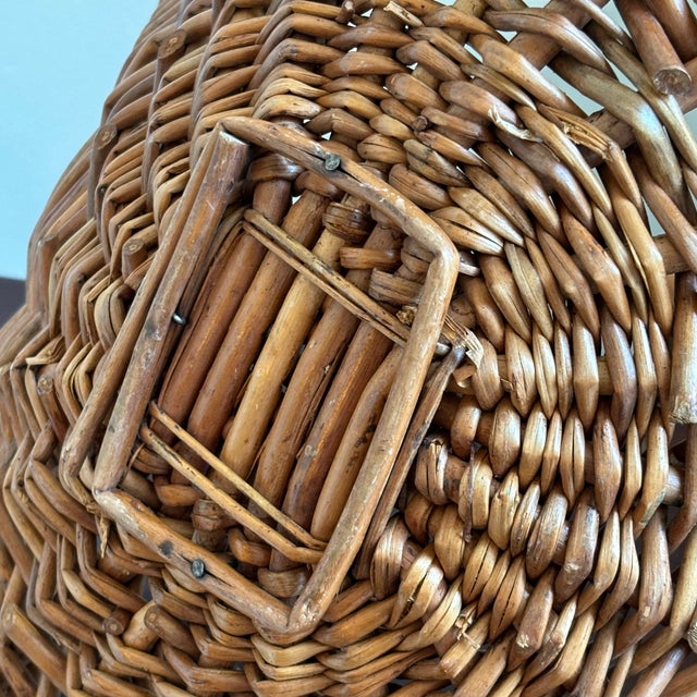 Small Mid-20th Century European Flower Gathering Basket For Sale - Image 10 of 12