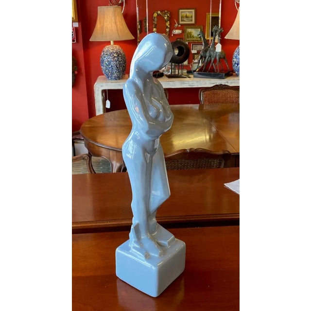 1970s Jaru California Pottery Motherhood Figurine For Sale - Image 9 of 11