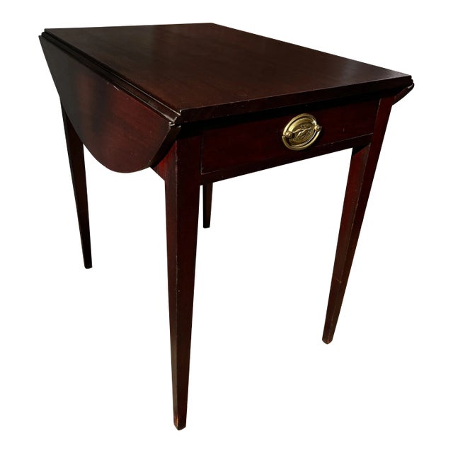 Diminutive Mahogany Hepplewhite Drop Leaf Pembroke Table With a Drawer, Pennsylvania, Circa 1800 For Sale