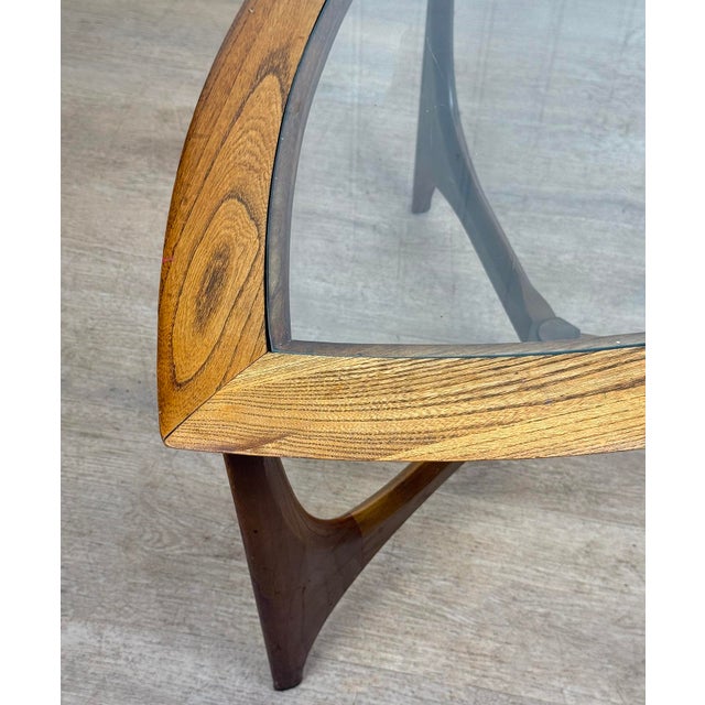 Brown Mid-Century Walnut Sculptural Guitar Pick Side Table by Lane For Sale - Image 8 of 13