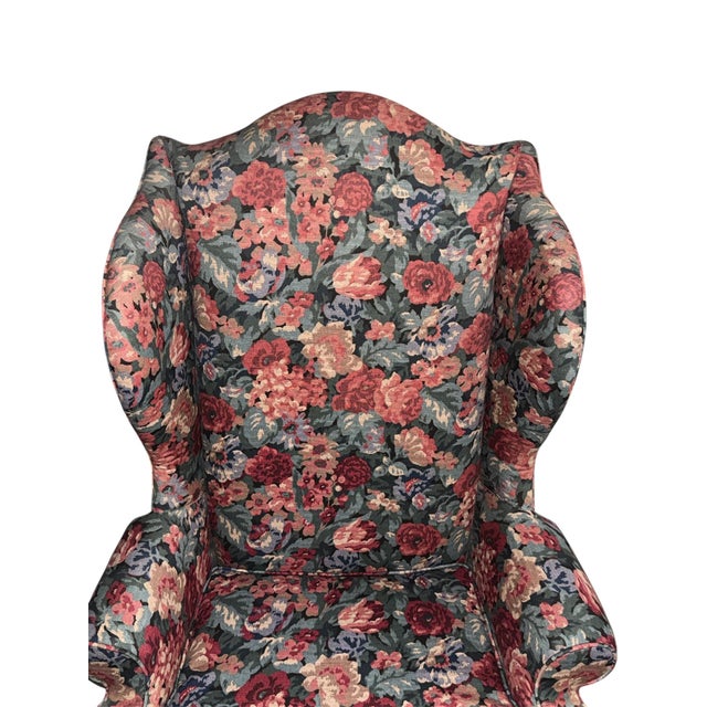 Vanguard Furniture 1990s Vintage Vanguard Furniture Serpentine Wingback Chair For Sale - Image 4 of 8