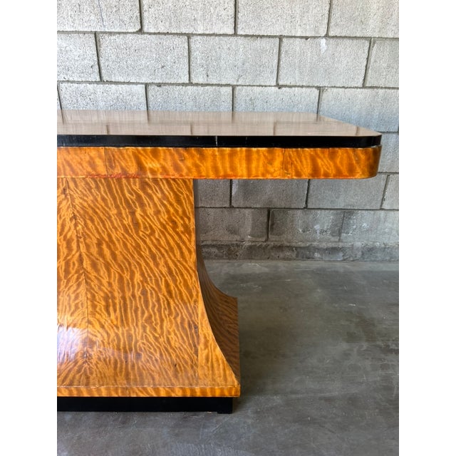 1930s Exquisite Art Deco Ribbon Flame Burl Console or Center Table - One of a Kind For Sale - Image 5 of 15