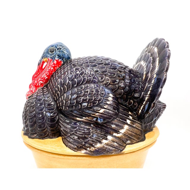 Bordallo Pinheiro 1975 Byron Molds Turkey Hobby Ceramic Covered Casserole Dish – Traditional / Thanksgiving Décor For Sale - Image 4 of 13