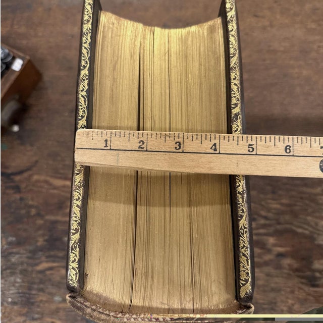 Late 19th Century 1883 Holy Bible With Illustrated History of the New and Old Testaments For Sale - Image 5 of 17