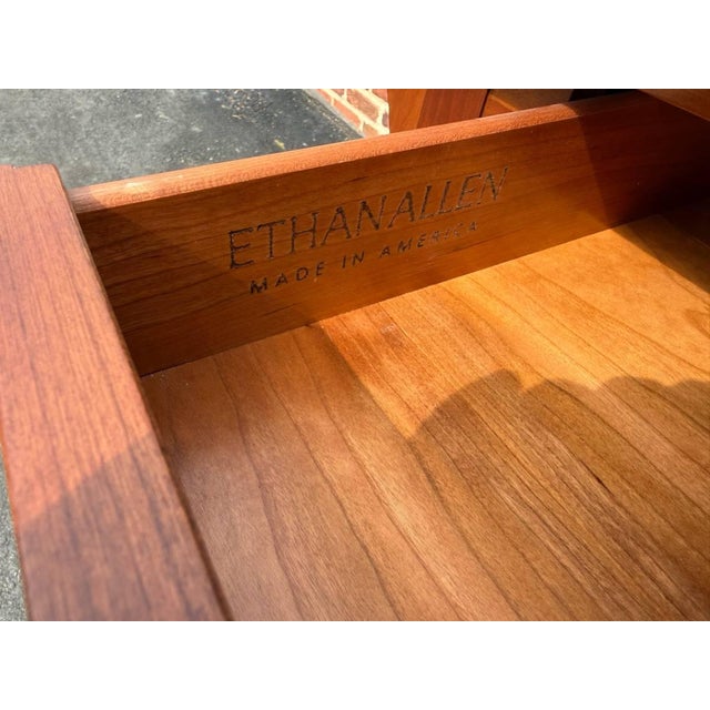 Late 20th Century Ethan Allen American Impressions Art & Craft Mission Style Cherry Sofa Hall Table. Console Table For Sale - Image 17 of 17