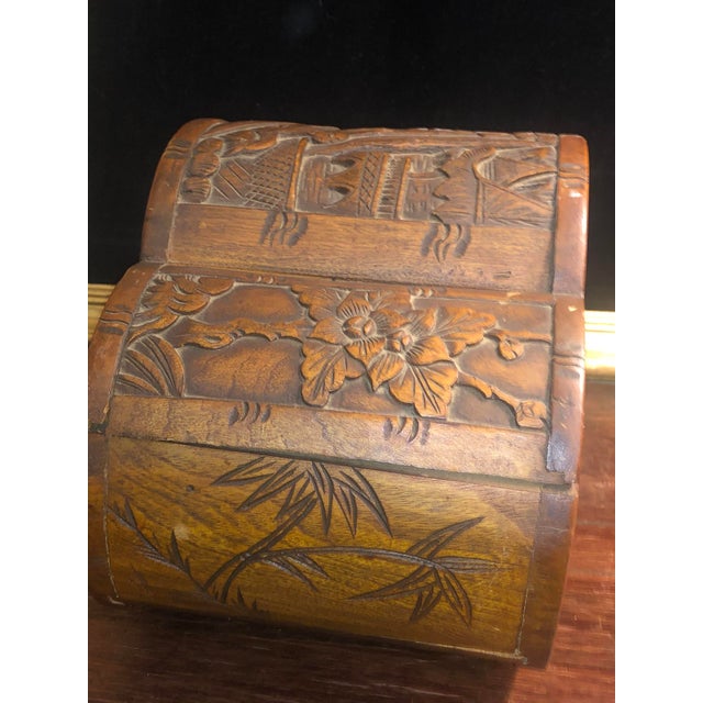 Mid-Century Hand-Carved Camphor Wood Scalloped Chest With Brass Latch For Sale - Image 4 of 18