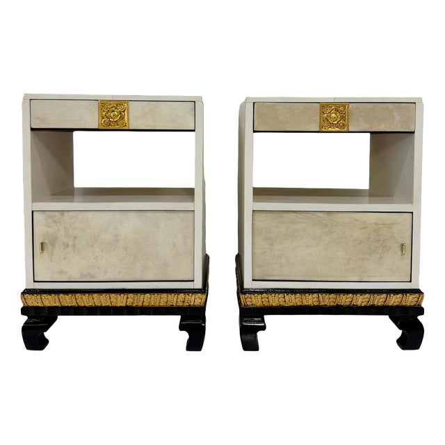 Italian Art Deco Parchment, Gold Leaf and Black Lacquer Nightstands, 1940s, Set of 2 For Sale