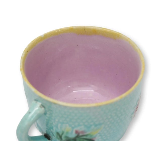 English Rare 19th-Century English Majolica Chrysanthemum Cup & Saucer For Sale - Image 3 of 5