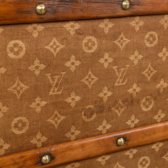 Antique 20th Century Malle Haute Trunk in Woven Canvas from Louis Vuitton, France, 1900 For Sale - Image 18 of 18