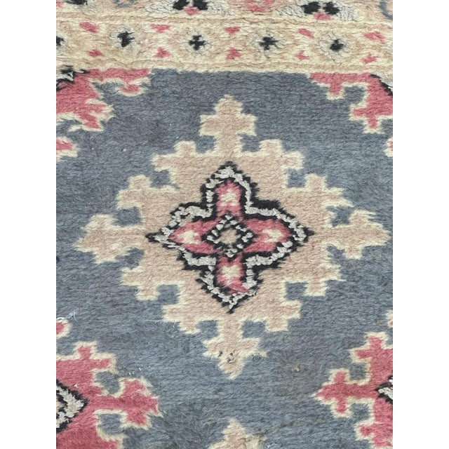 Small Vintage Pakistani Rug, 1980s For Sale - Image 3 of 17