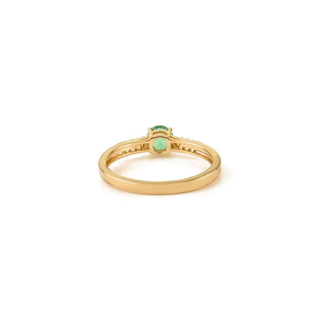 Metal VRJewels Emerald & Diamond 14k Yellow Gold Engagement Ring for Women Size 5.5 For Sale - Image 7 of 13