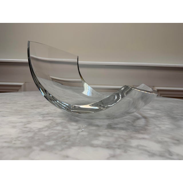 Late 20th Century Contemporary Sculptural Biomorphic Clear Glass Centerpiece Bowl by Raquel Guerreiro For Sale - Image 5 of 9