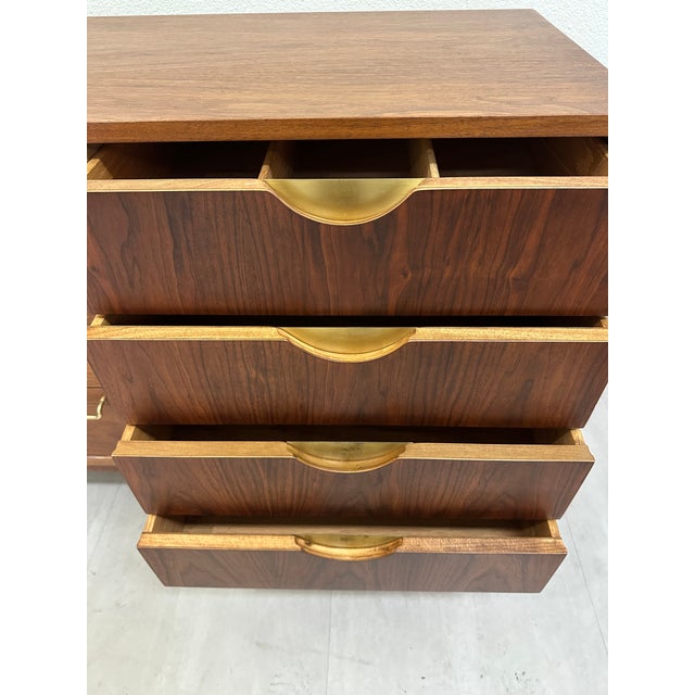 American of Martinsville Dresser For Sale In Los Angeles - Image 6 of 9
