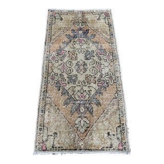 Turkish Yastik Rug 1'8" x 3'1" For Sale