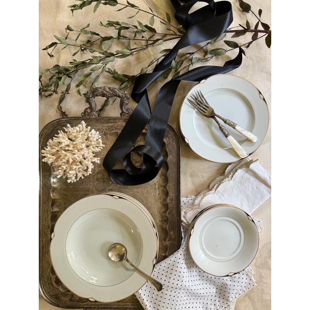 1990s Oscar De La Renta Black and Gold Seashell Bowls in Aegean Pattern - Set of 4 For Sale - Image 12 of 12