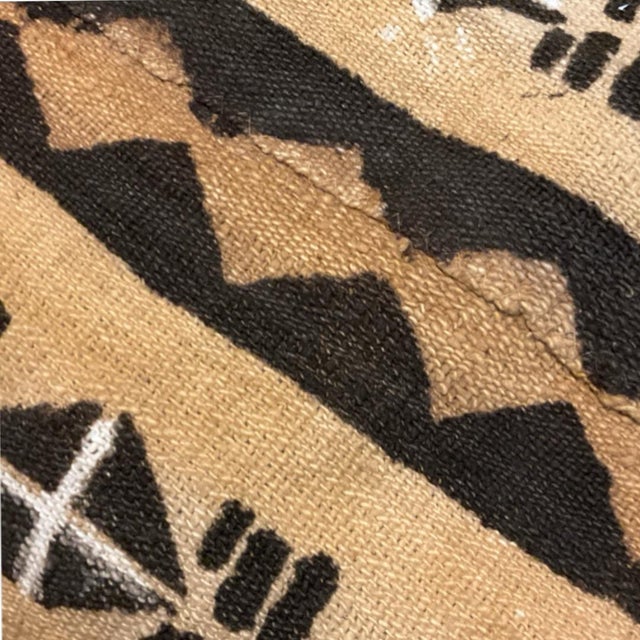 Late 20th Century Bogolan Mali Mud Cloth - Handmade African Textile From West Africa For Sale - Image 5 of 7