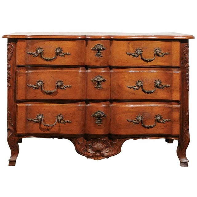 1720s French Regency Walnut Commode For Sale - Image 11 of 11