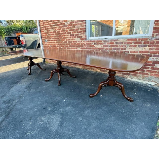 Early 20th Century Large Geogrian Style Three Triple Pedestal Base Inlaid Mahogany Dining Table With Leaves. For Sale In Washington DC - Image 6 of 18