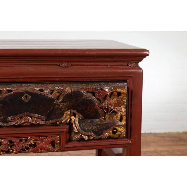 Chinese Red Lacquered Console Table with Hand Carved Drawers and Geometric Shelf For Sale - Image 11 of 12