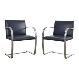 Example of Blue Mid-Century Modern Seating