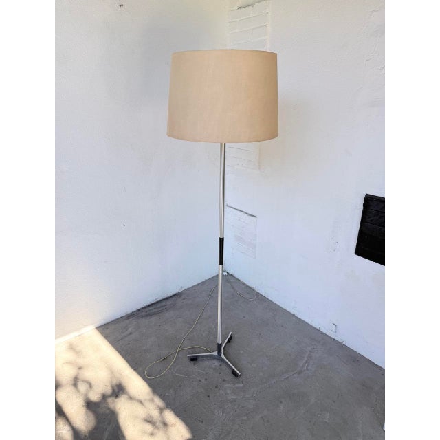 Vintage Chrome Tripod Floor Lamp, 1970s For Sale - Image 11 of 18