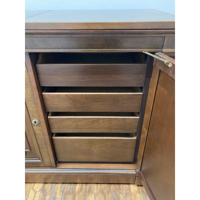 Kindel Furniture Late 20th Century Kindel Furniture Flip Top Rolling Dry Bar Server Cabinet For Sale - Image 4 of 18