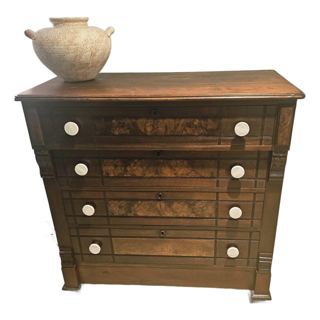 Late Victorian Eastlake Walnut Dresser/Chest of Drawers/Hutch (C1880–1890) For Sale