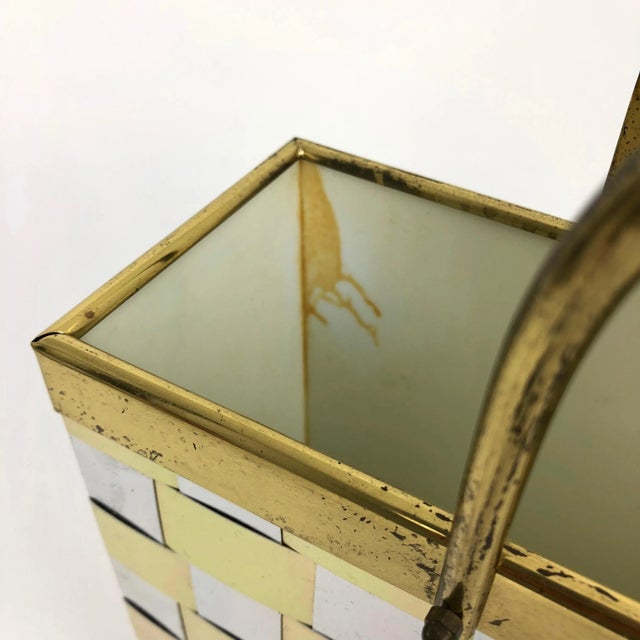 Hollywood Regency Magazine Racket Holder in Brass and Chrome, Italy, 1970s For Sale - Image 12 of 13