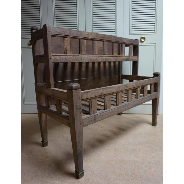 Early 19th Oak Garden or Porch Planter Stand, Jardinière circa 1820-30 This planter stand is has an unique Provincial...