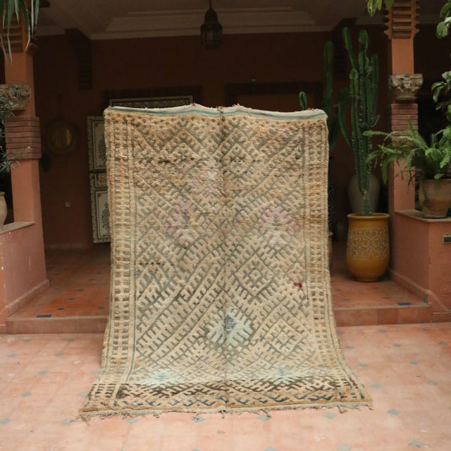 Beige Mid-Century Modern 6x10 Moroccan Rug For Sale - Image 8 of 9