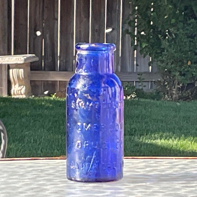 Bromo Seltzer Bottle Circa 1900-1910 For Sale - Image 4 of 4