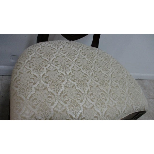 1980s Pair Drexel Mahogany Chippendale Shield Back Dining Side Chairs B For Sale - Image 12 of 13