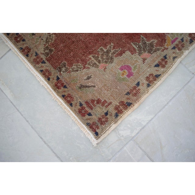 Textile Hand Knotted Small Rug Mid Century Modern Doormat - 1′6″ × 3′3″ For Sale - Image 7 of 13