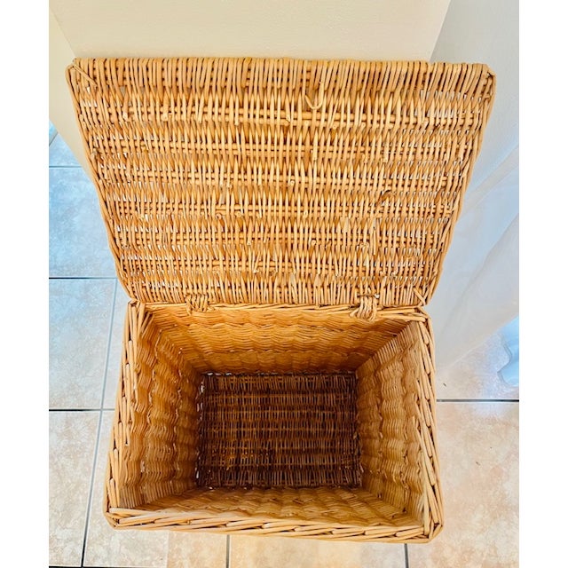 Brown Rattan Hamper, Vintage For Sale - Image 8 of 13