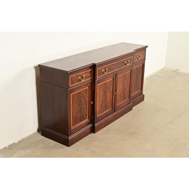 Stickley Stickley Georgian Banded Flame Mahogany Sideboard, Credenza, or Bar Cabinet For Sale - Image 4 of 14
