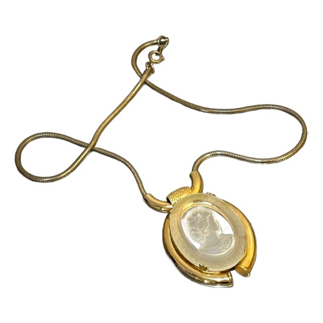 Gold Tone/Lucite Cameo Pendant Necklace For Sale